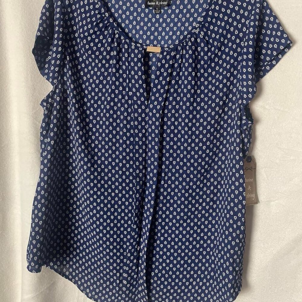 NWT Twine & String Blue Blouse size Large